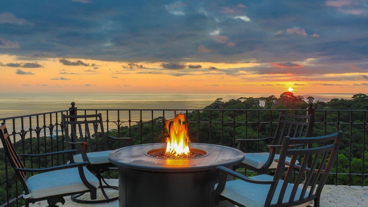 Photo of Patio Balcony in Dominical