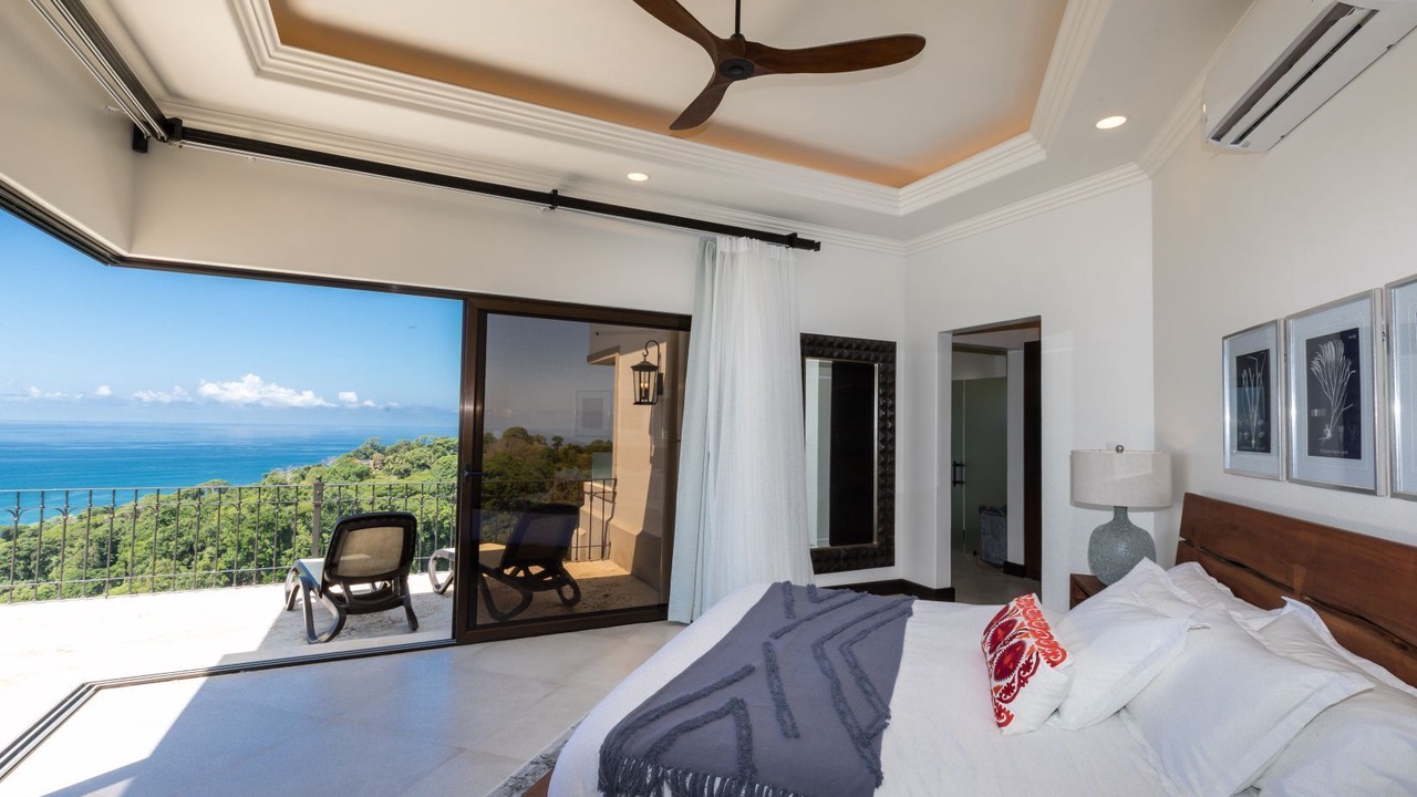 Photo of Bedroom in Dominical