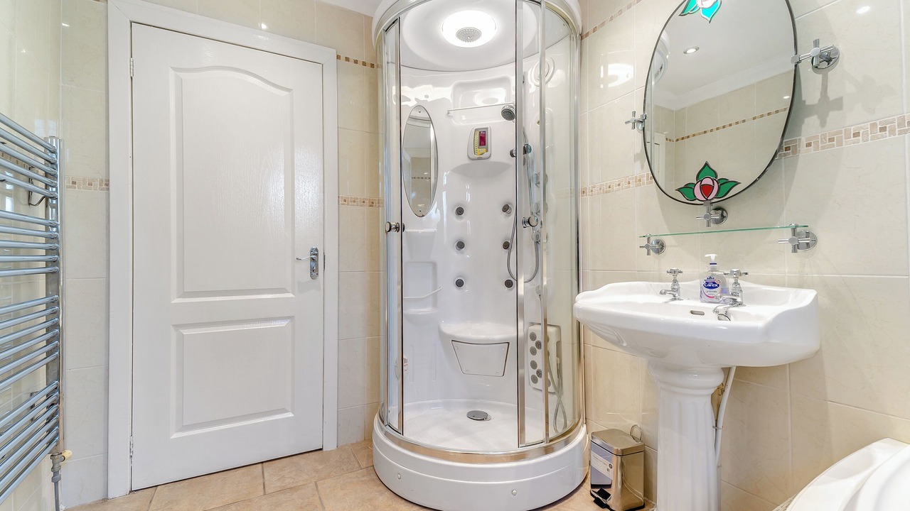 Photo of Bathroom in Larkhall