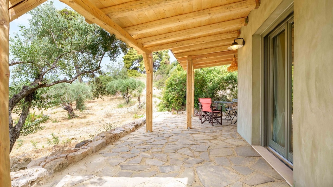 Photo of Outdoor in Valerianos