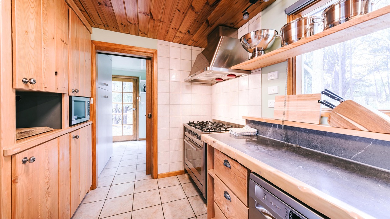 Photo of Kitchen in Lunawanna