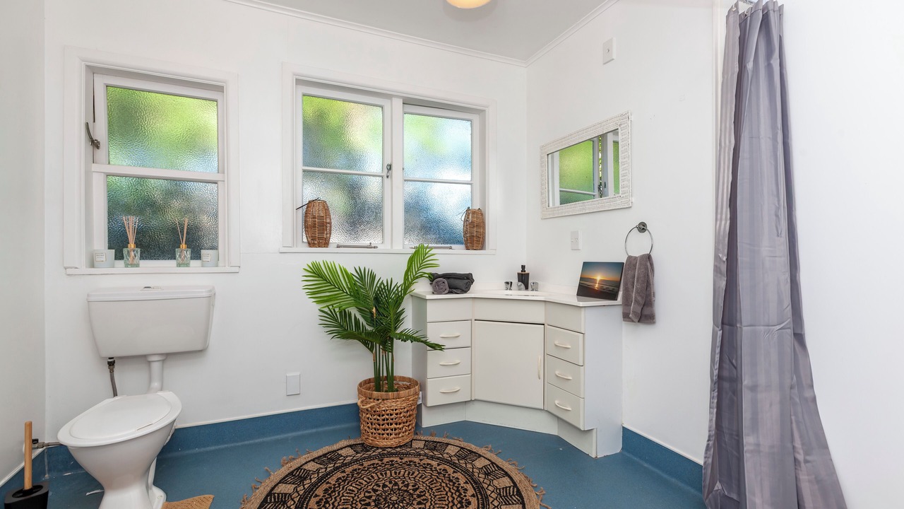 Photo of Bathroom in Paraparaumu