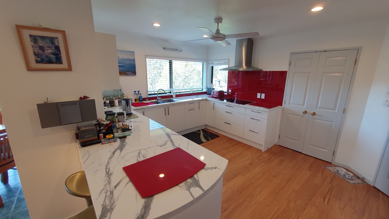 Photo of Kitchen in Tikitere