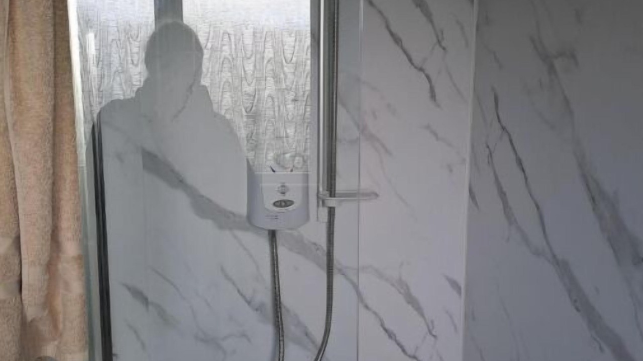 Photo of Bathroom in Girvan