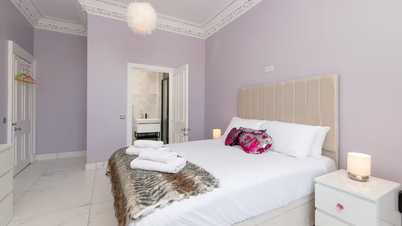 Photo of Bedroom in Tollcross