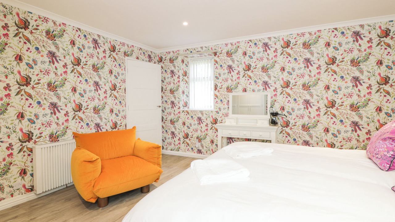 Photo of Bedroom in Lockerbie