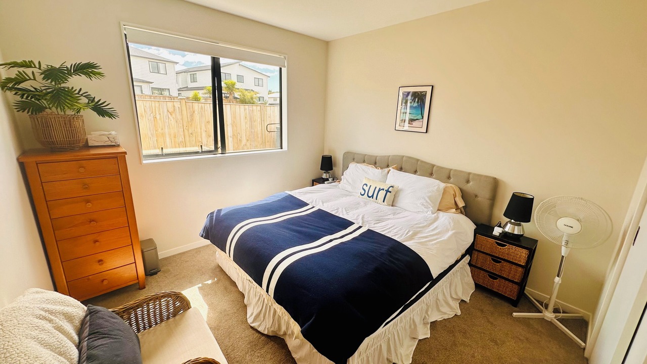Photo of Bedroom in Long Bay