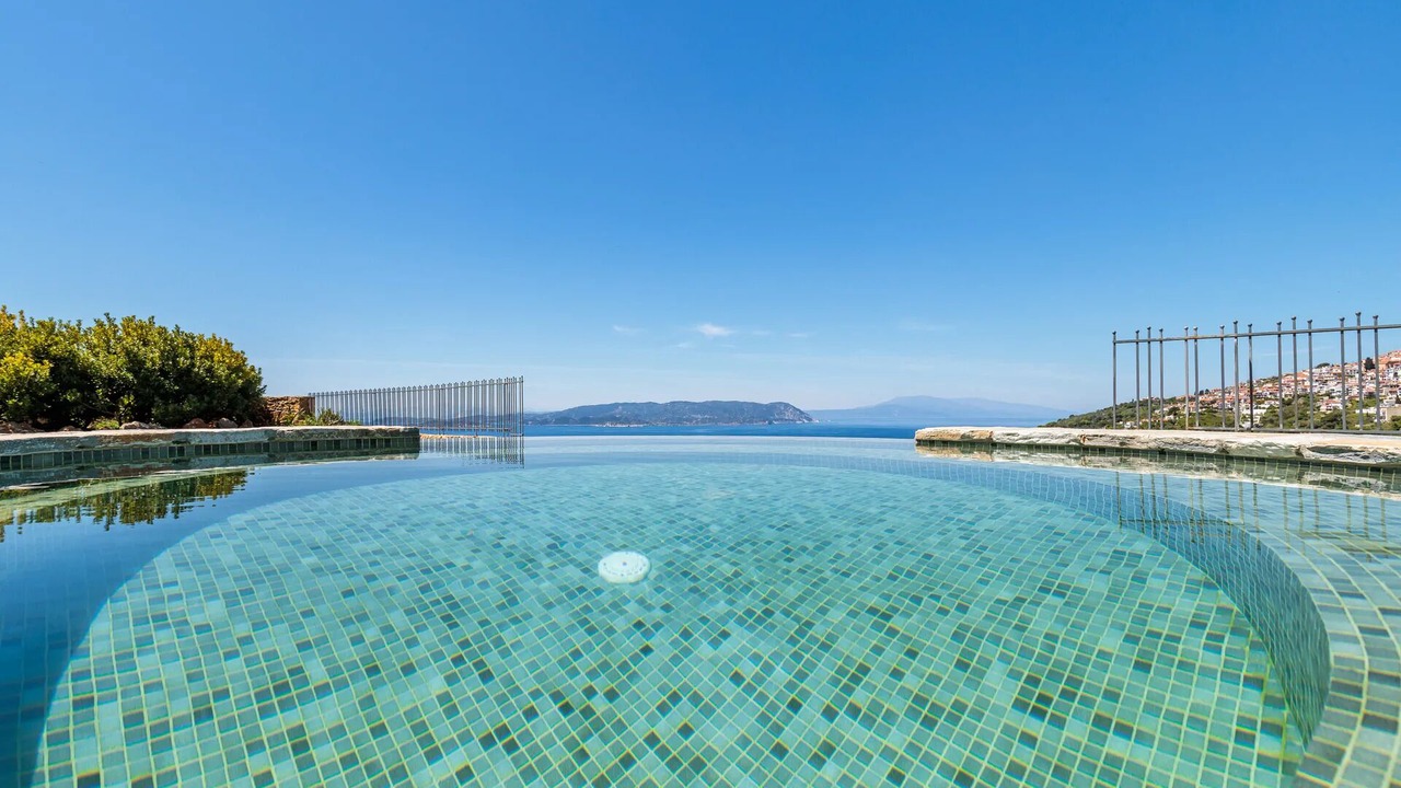 Photo of Outdoor in Glossa