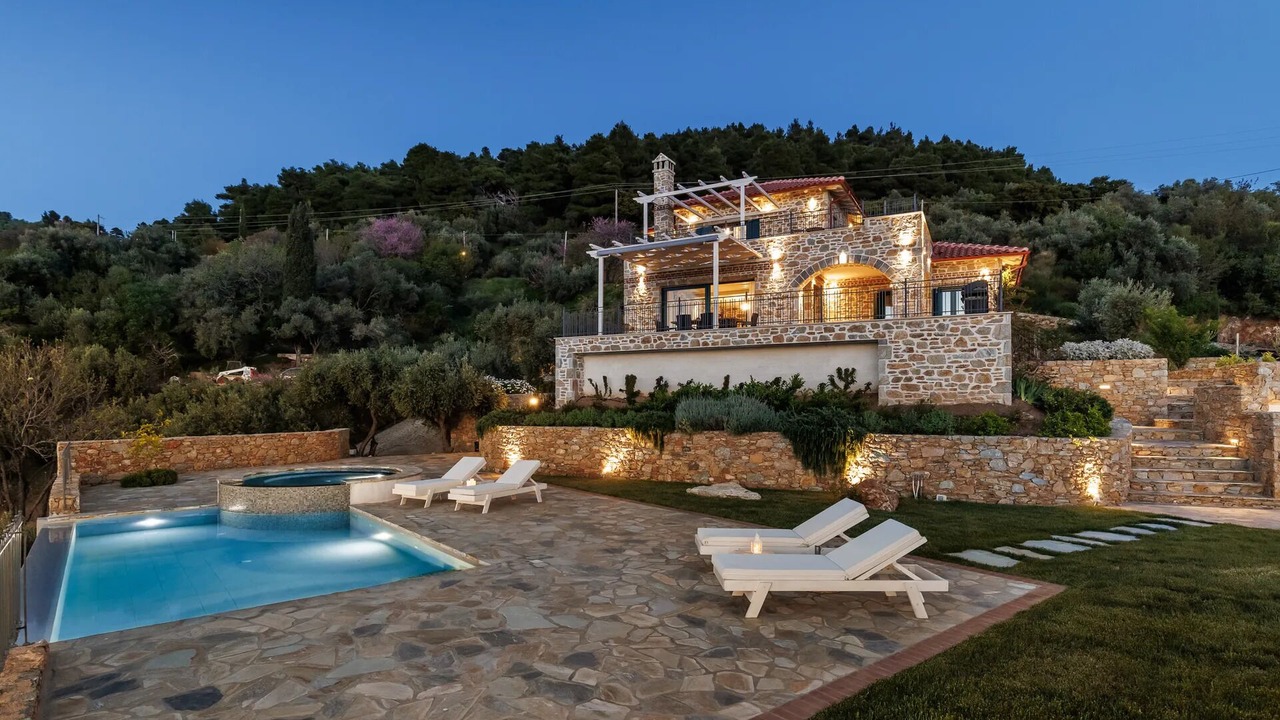 Photo of Outdoor in Glossa