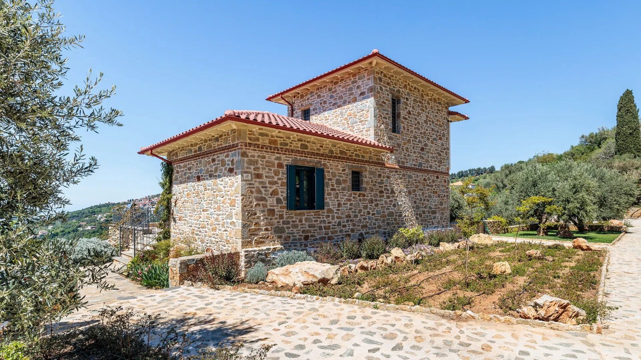 Photo of Outdoor in Glossa