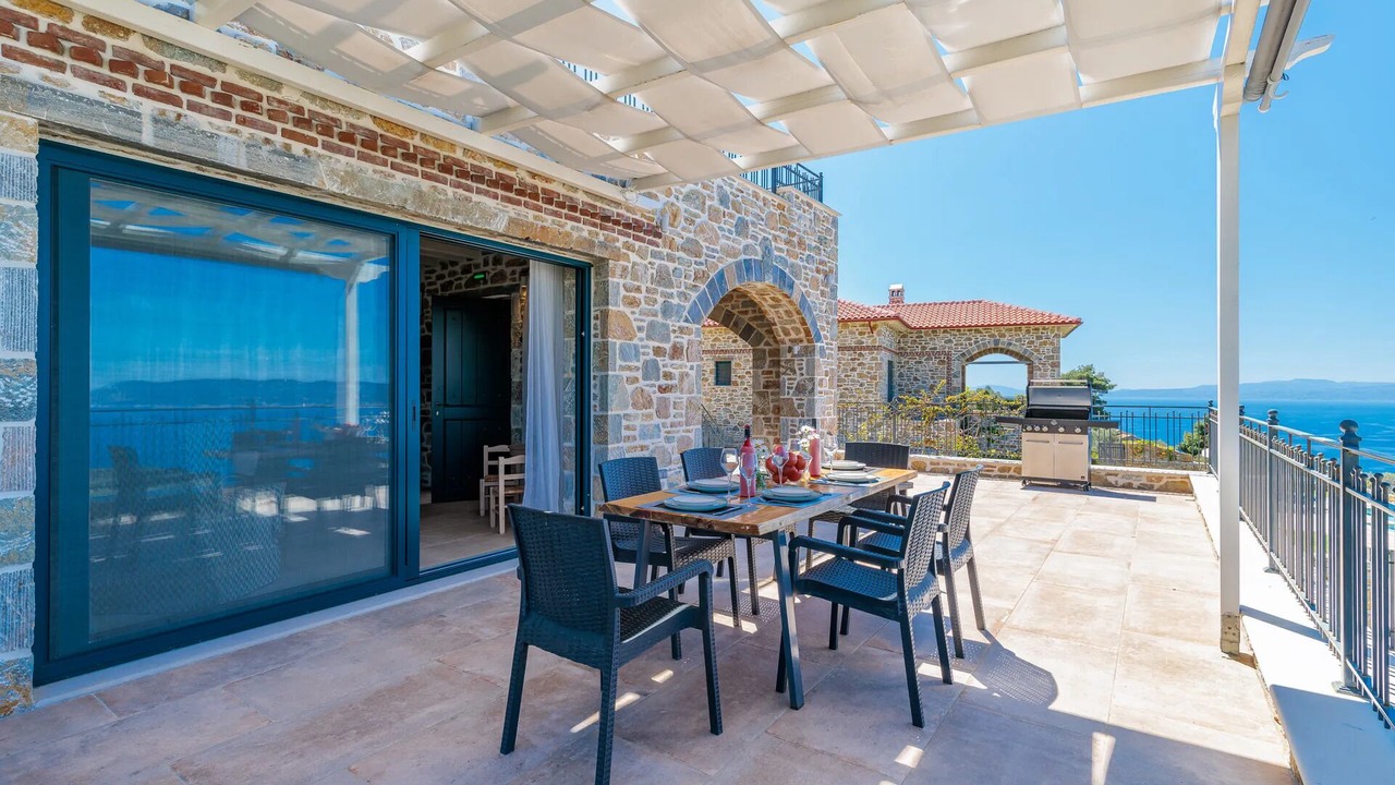Photo of Outdoor in Glossa