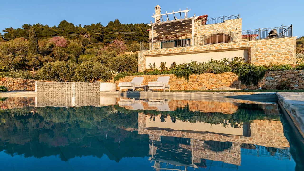 Photo of Outdoor in Glossa