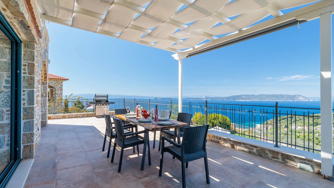 Photo of Outdoor in Glossa