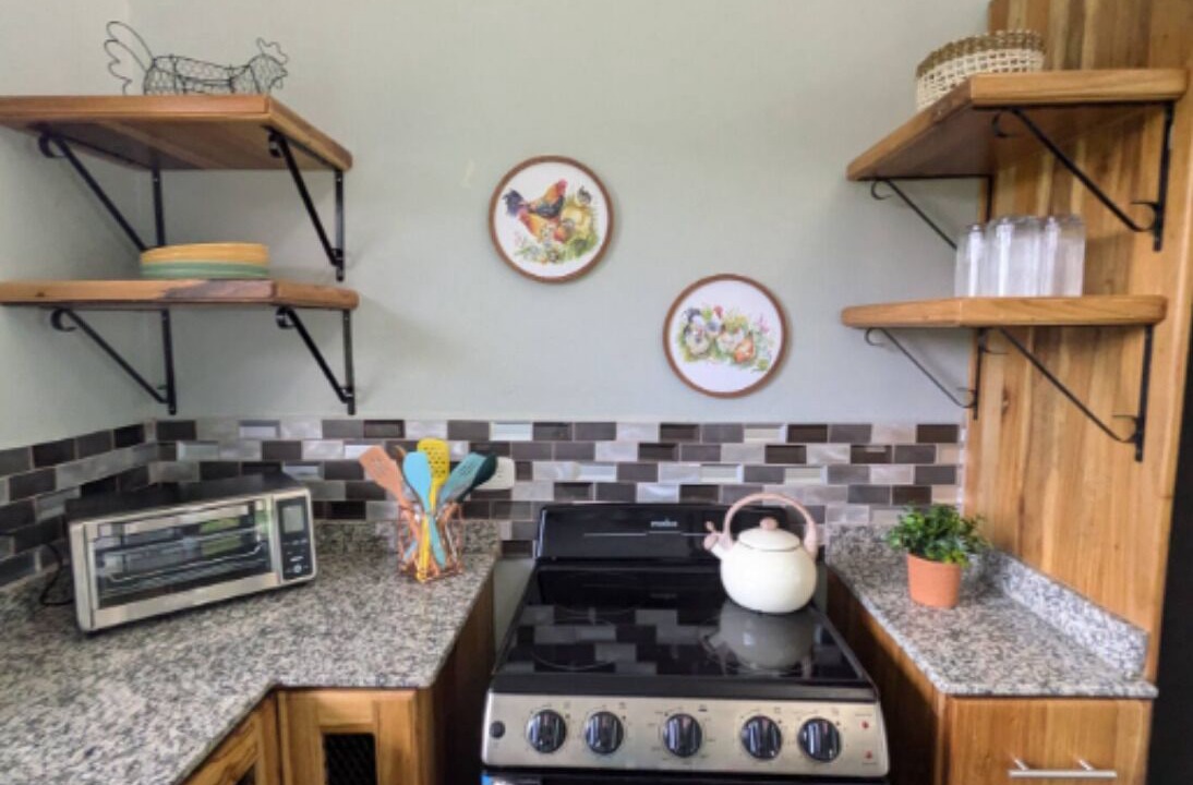 Photo of Kitchen in Roble