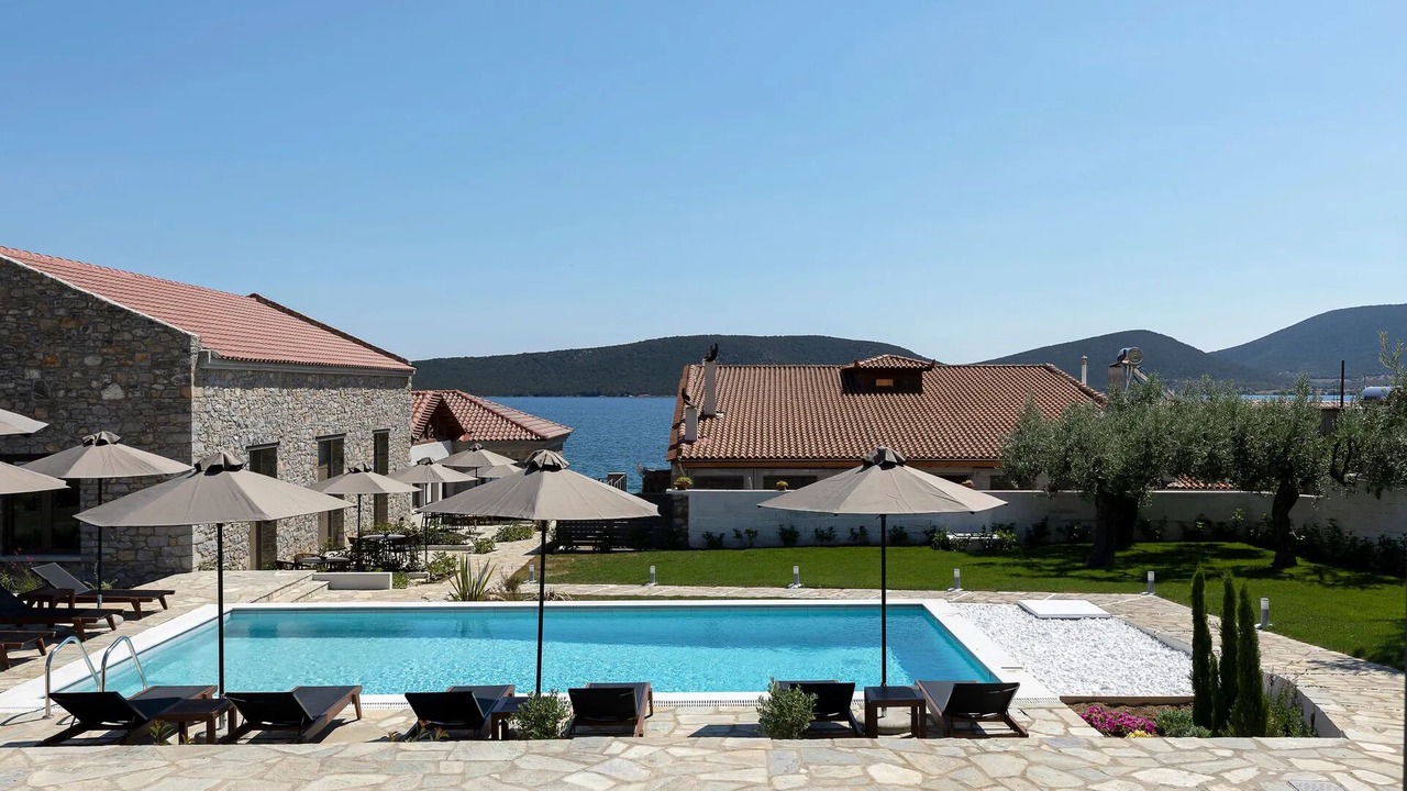 Photo of Outdoor in Sourpi