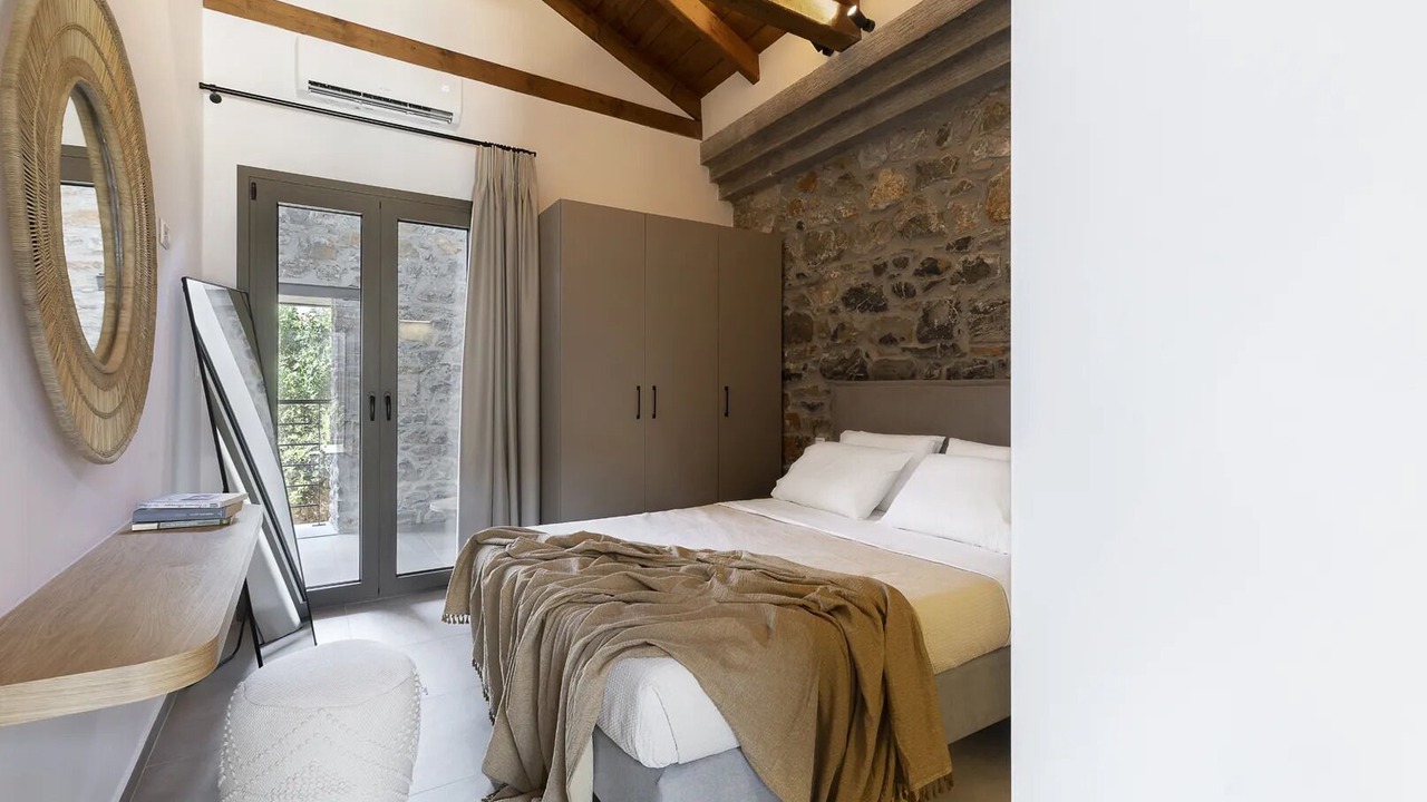 Photo of Bedroom in Sourpi