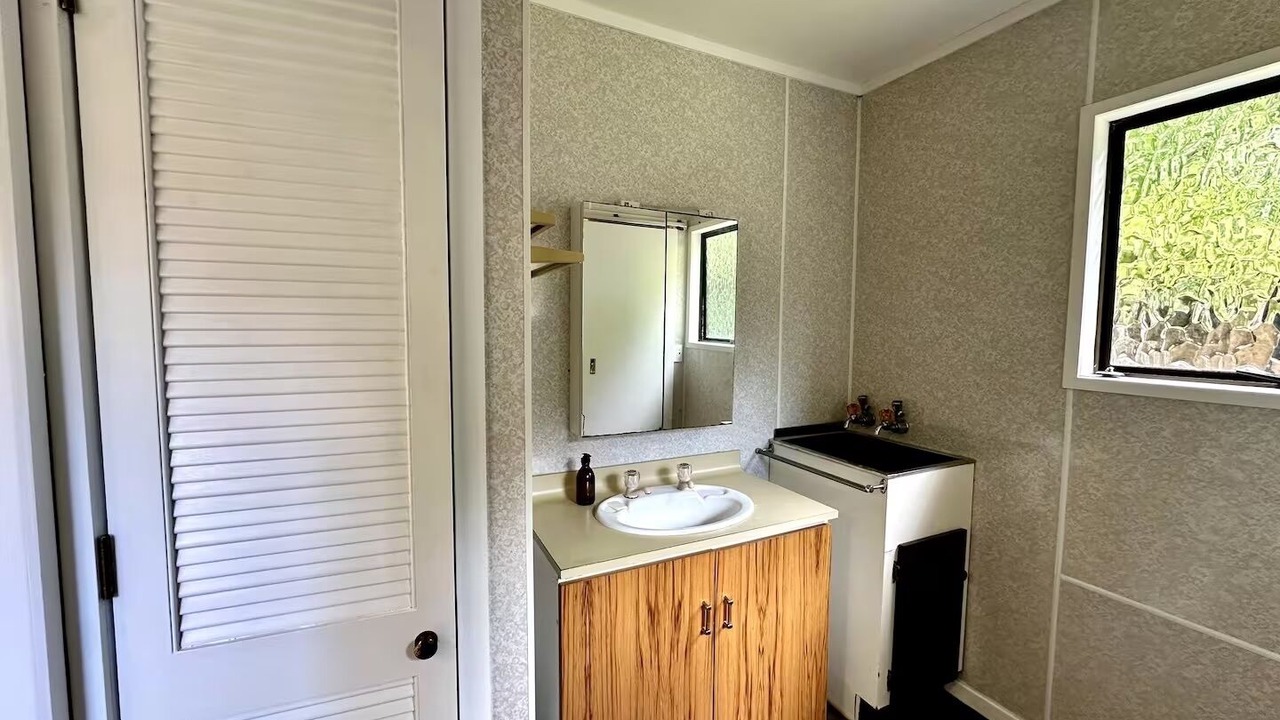 Photo of Bathroom in Piha