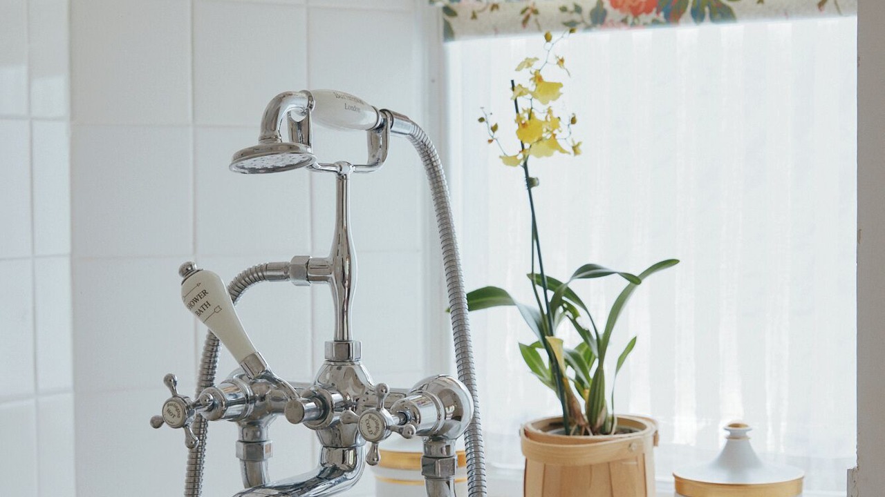 Photo of Bathroom in Elgin