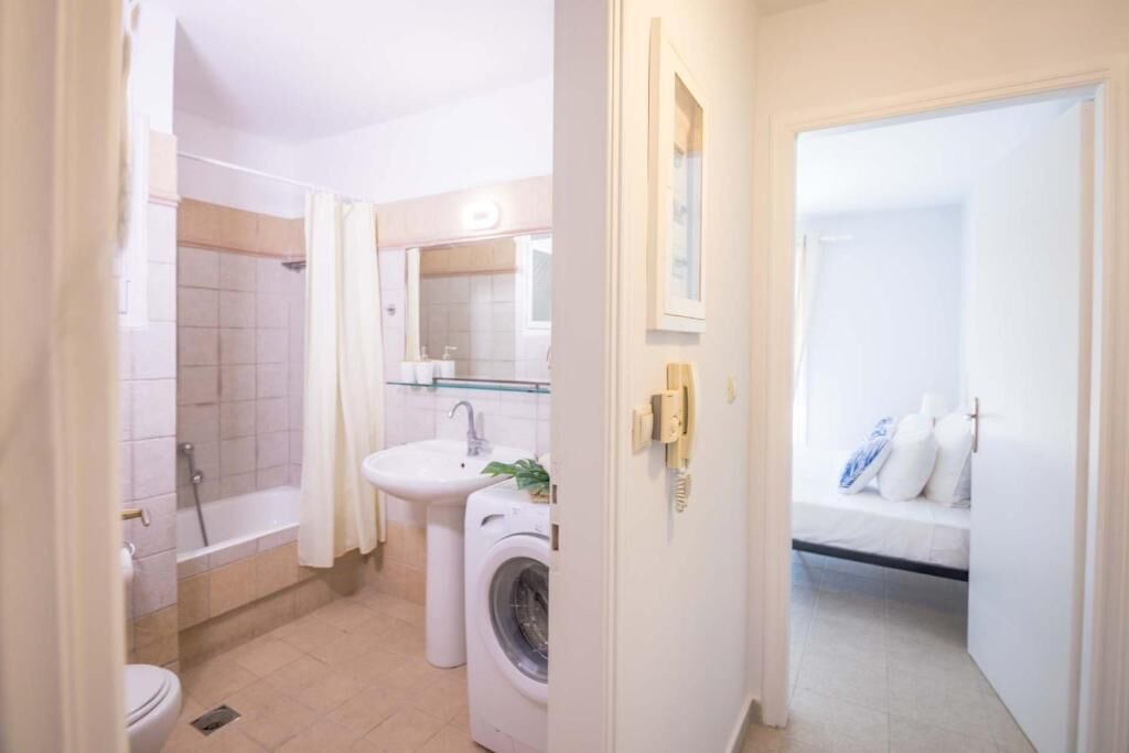 Photo of Bathroom in Lixouri