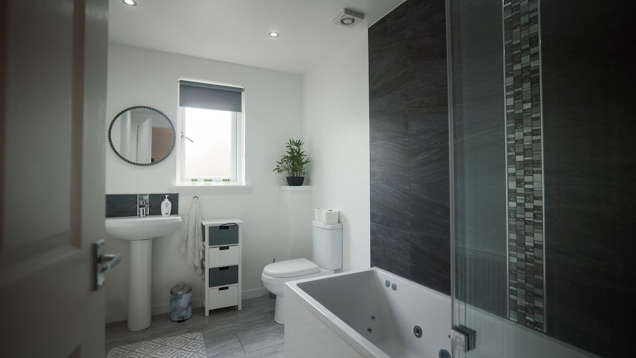 Photo of Bathroom in Larkhall