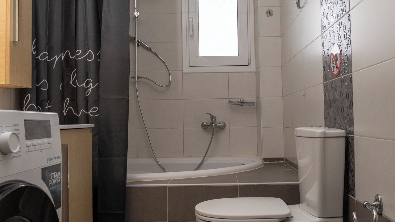 Photo of Bathroom in Vathianos Kampos