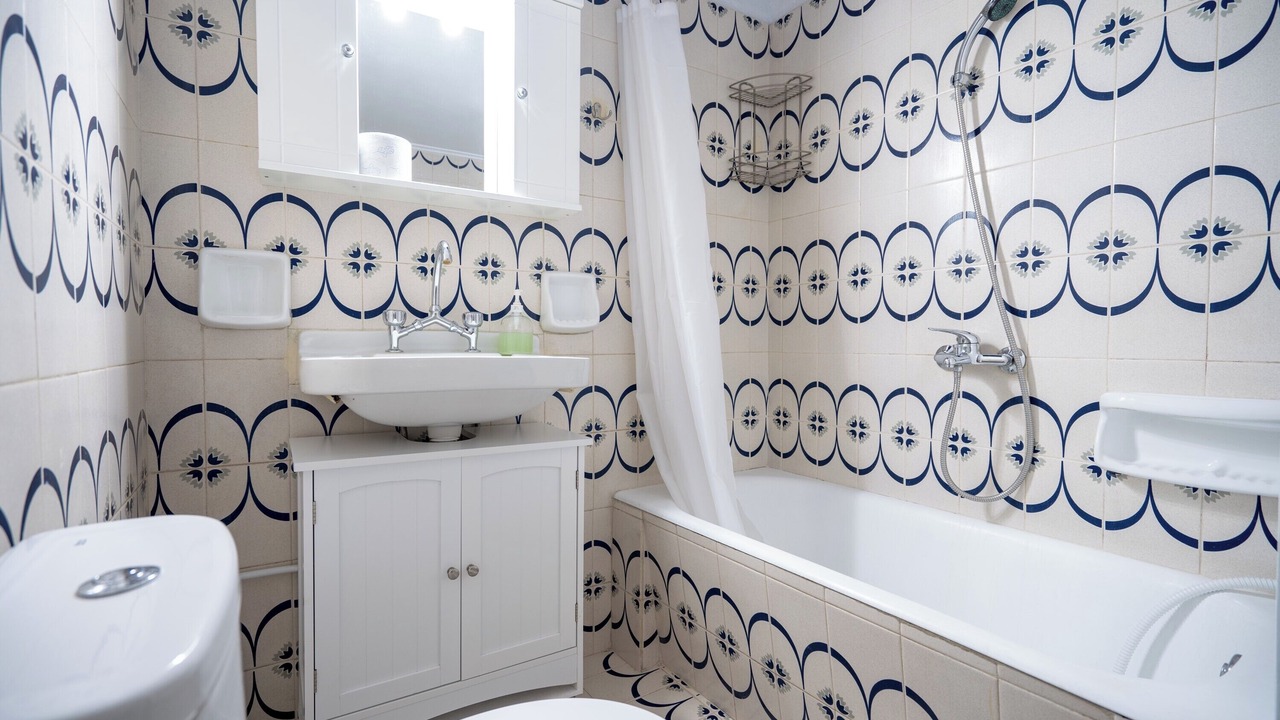 Photo of Bathroom in Keratsini-Drapetsona