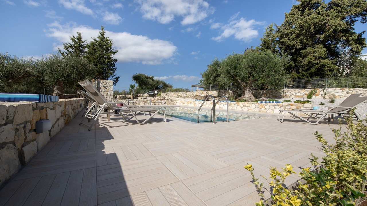 Photo of Outdoor in Douliana
