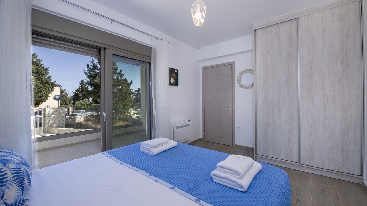 Photo of Bedroom in Douliana