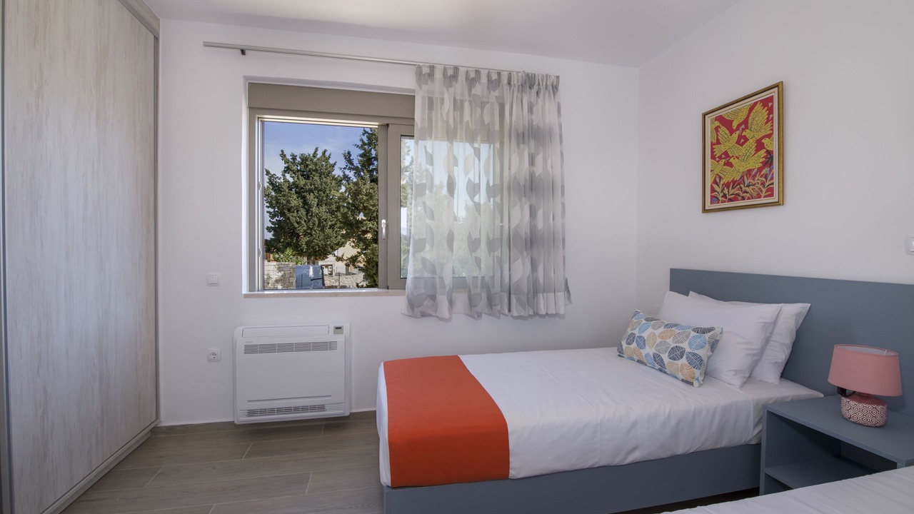 Photo of Bedroom in Douliana