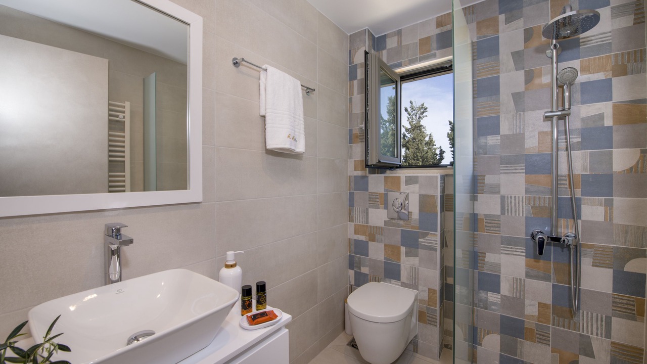 Photo of Bathroom in Douliana