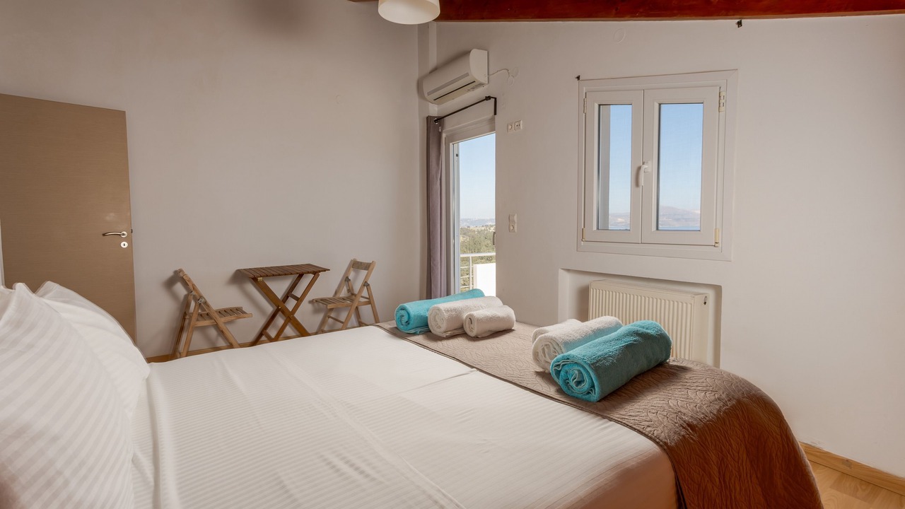 Photo of Bedroom in Douliana
