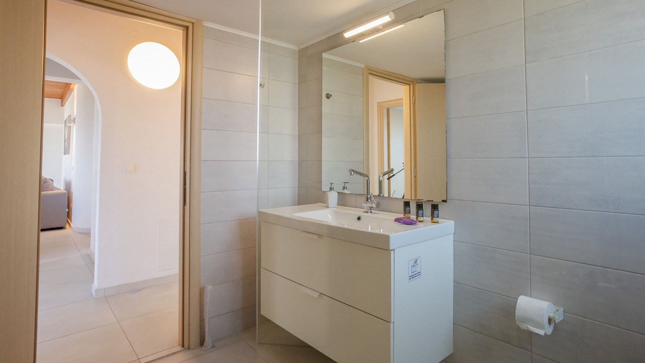 Photo of Bathroom in Douliana