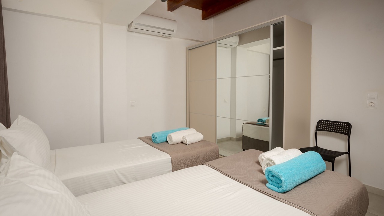 Photo of Bedroom in Douliana