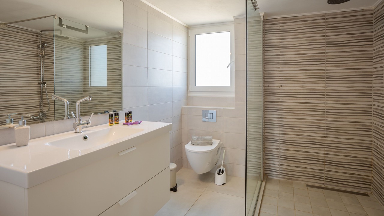 Photo of Bathroom in Douliana