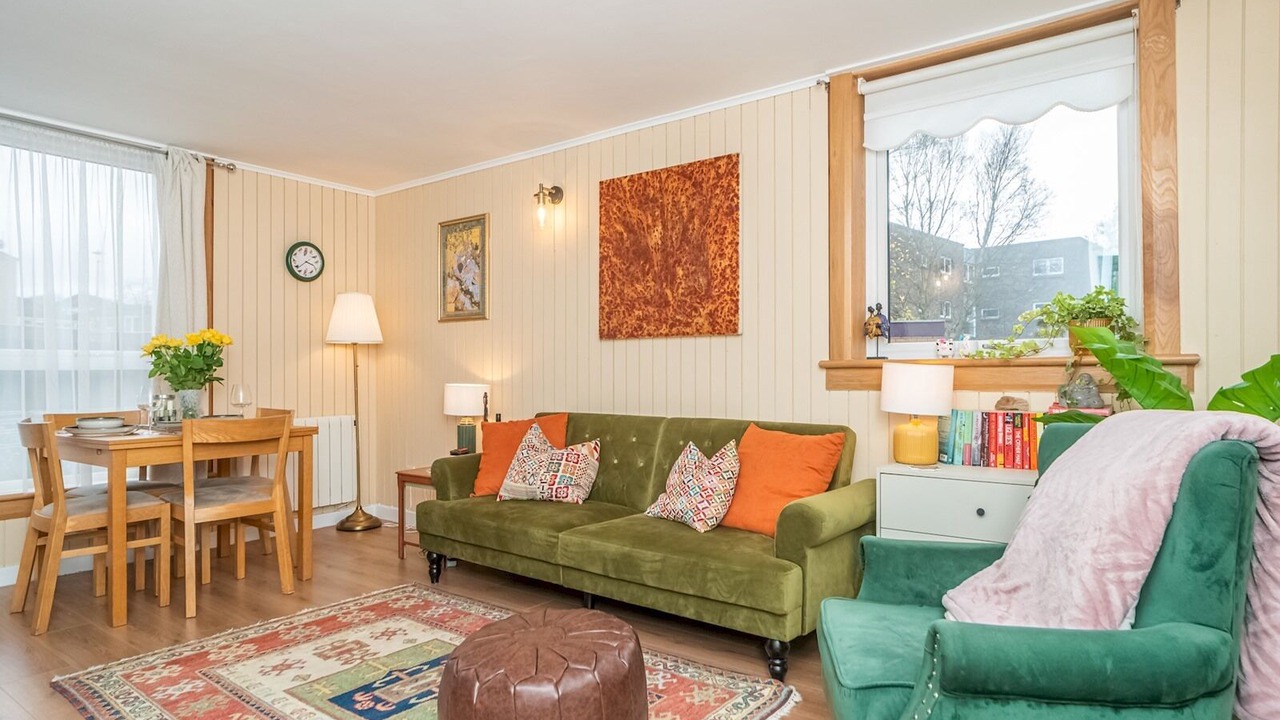 Photo of Livingroom in Cramond Bridge