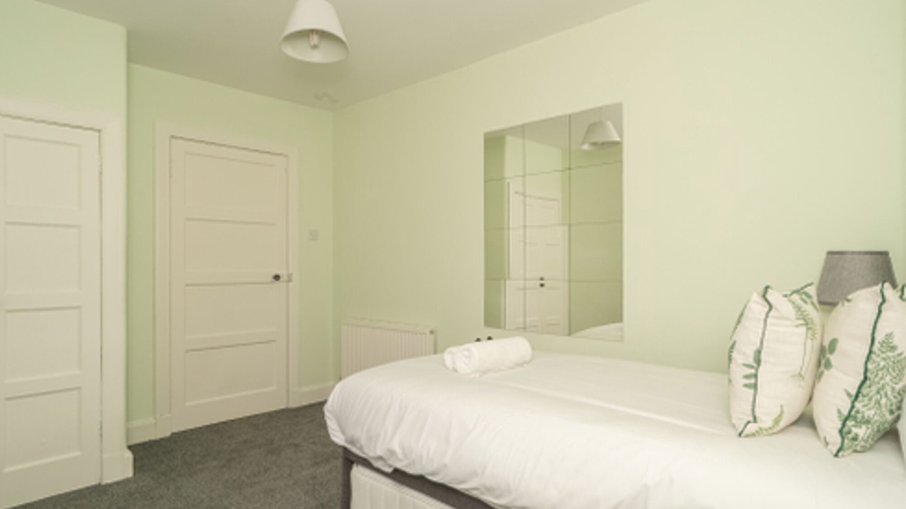 Photo of Bedroom in Rosewell