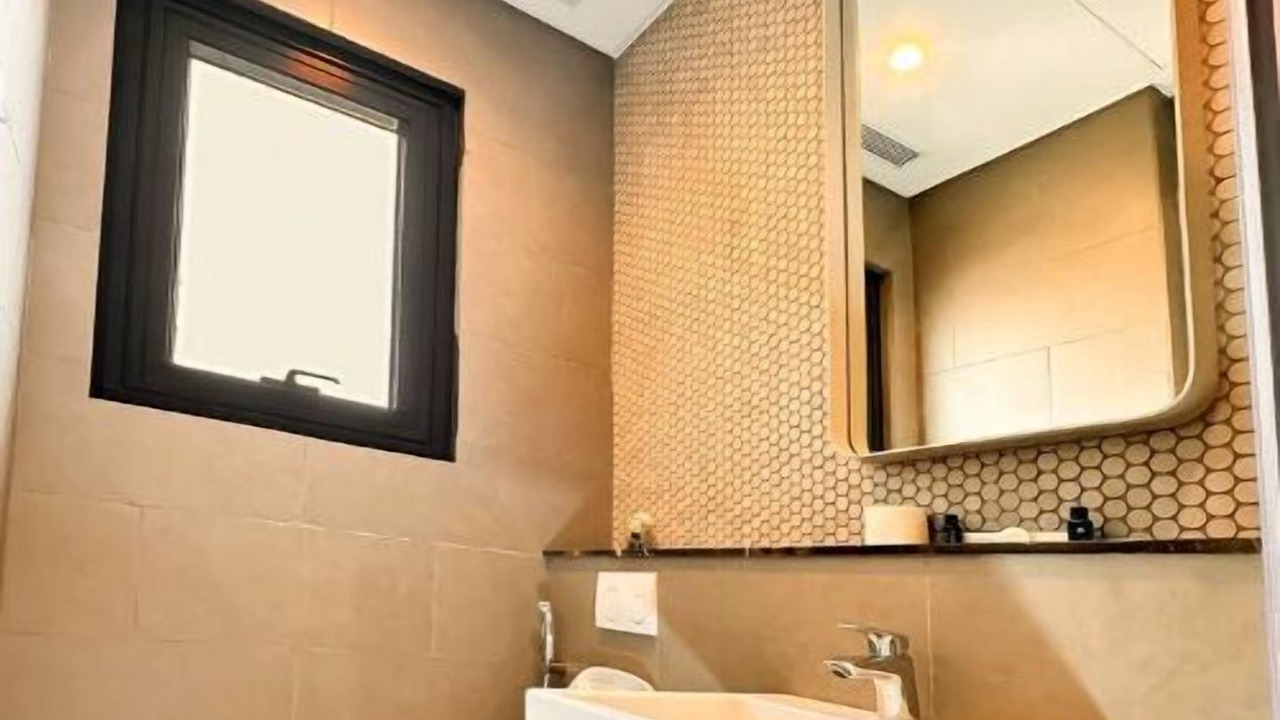 Photo of Bathroom in Imbi