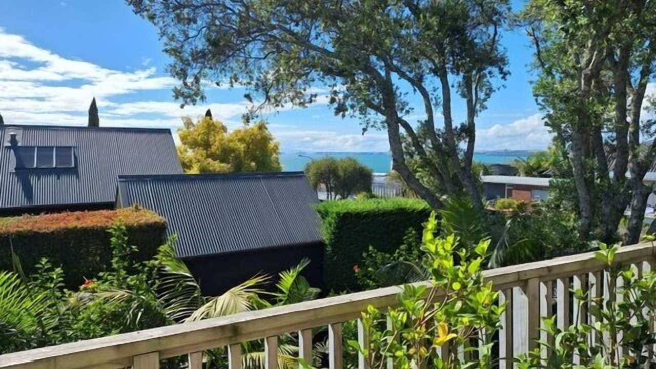Photo of Patio Balcony in Castor Bay