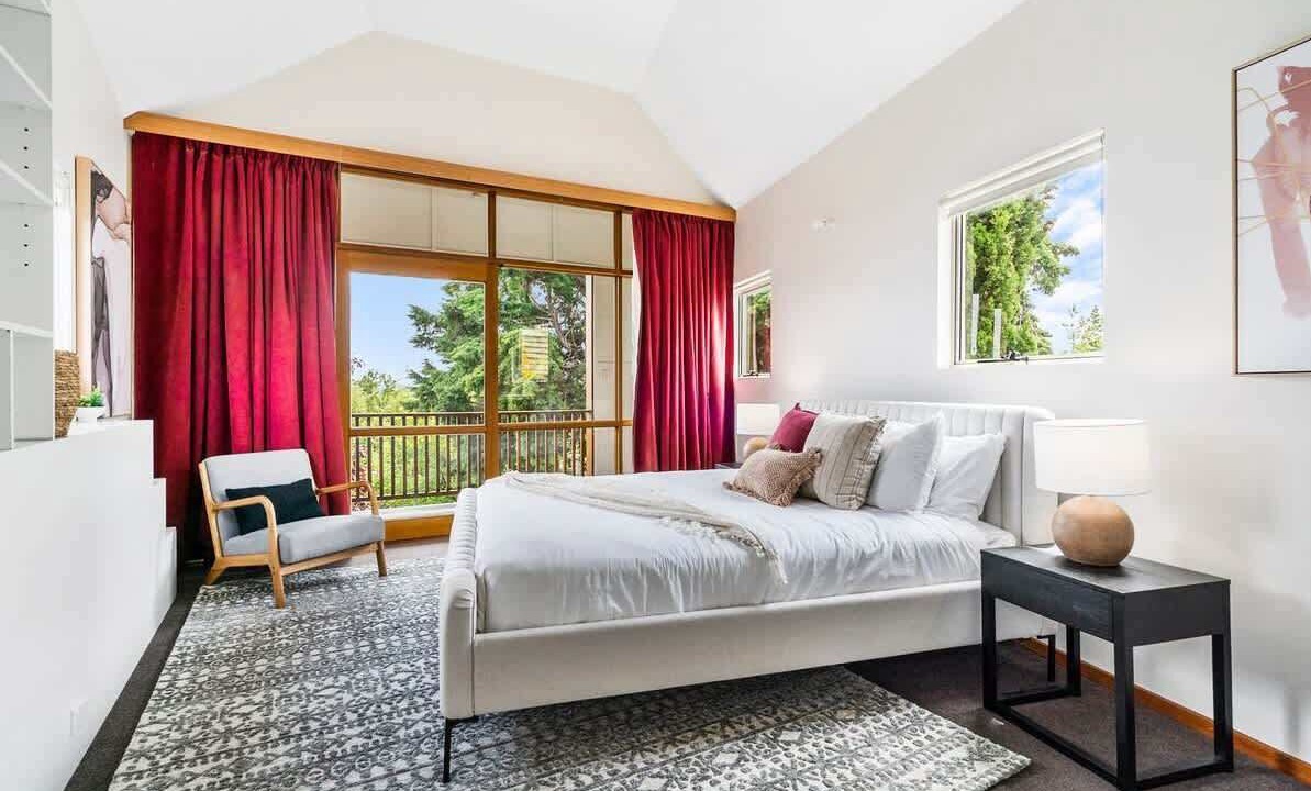 Photo of Bedroom in New Town