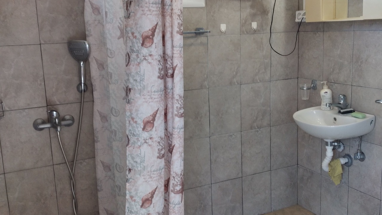 Photo of Bathroom in Raches