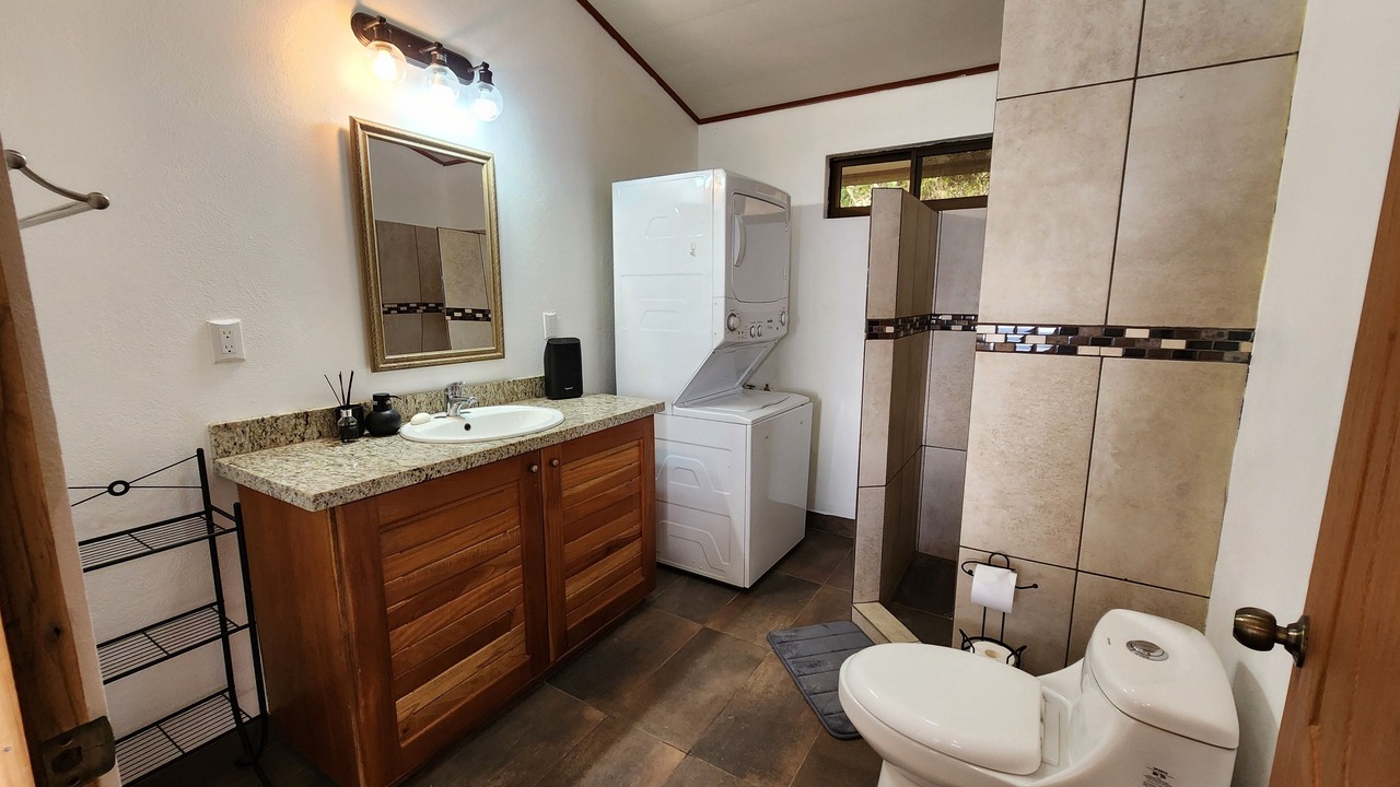 Photo of Bathroom in Garabito