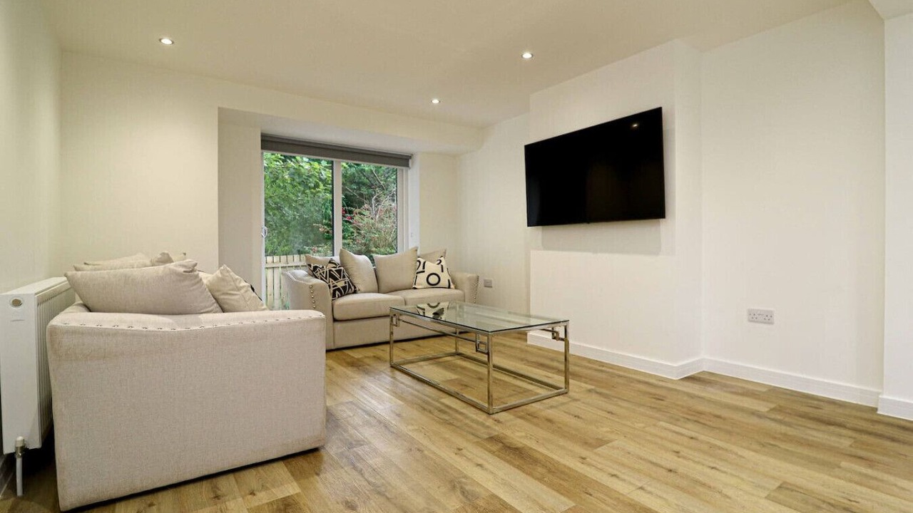 Photo of Livingroom in North West