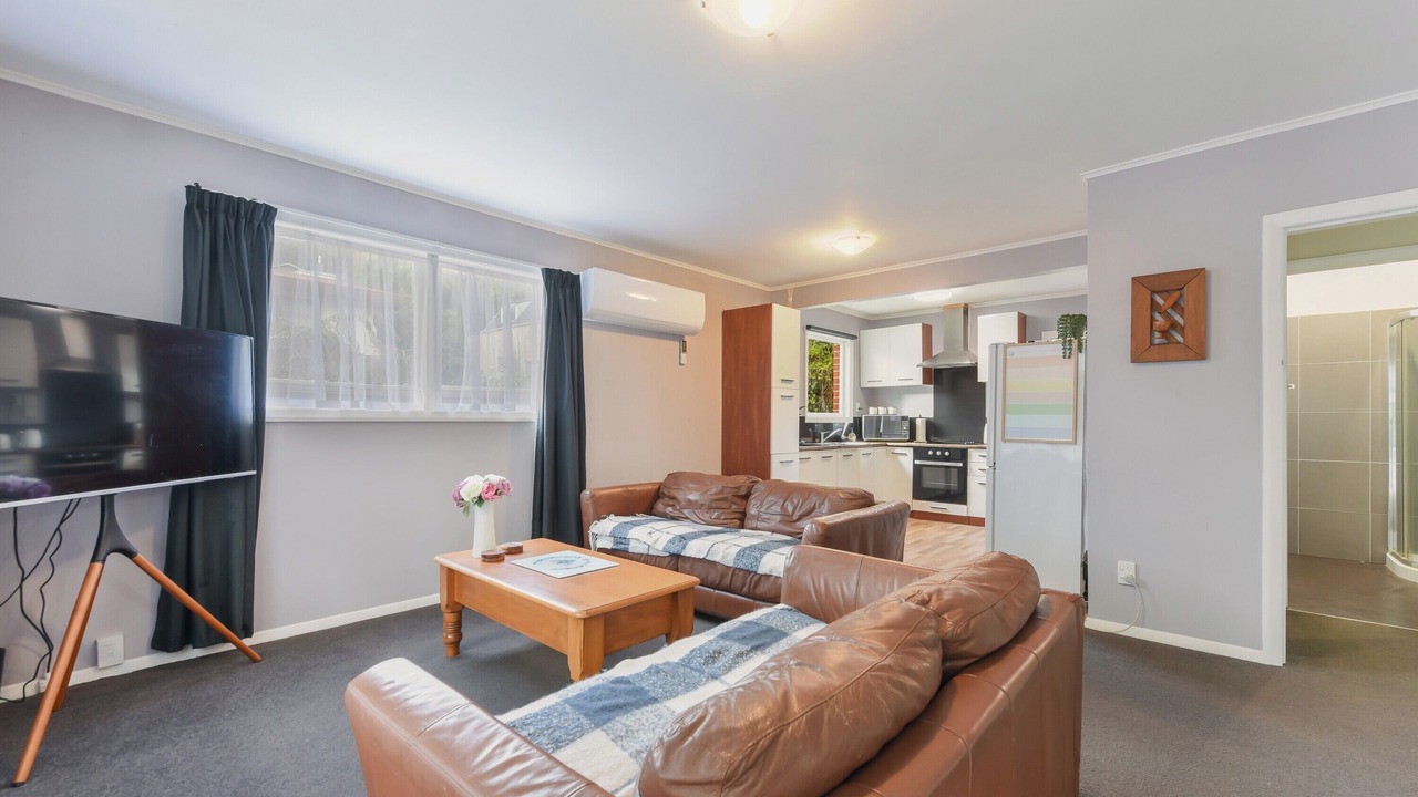 Photo of Livingroom in Picton