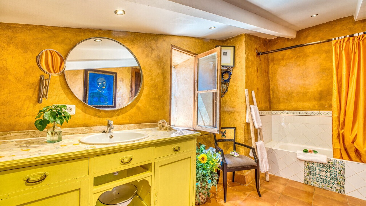 Photo of Bathroom in Algaida