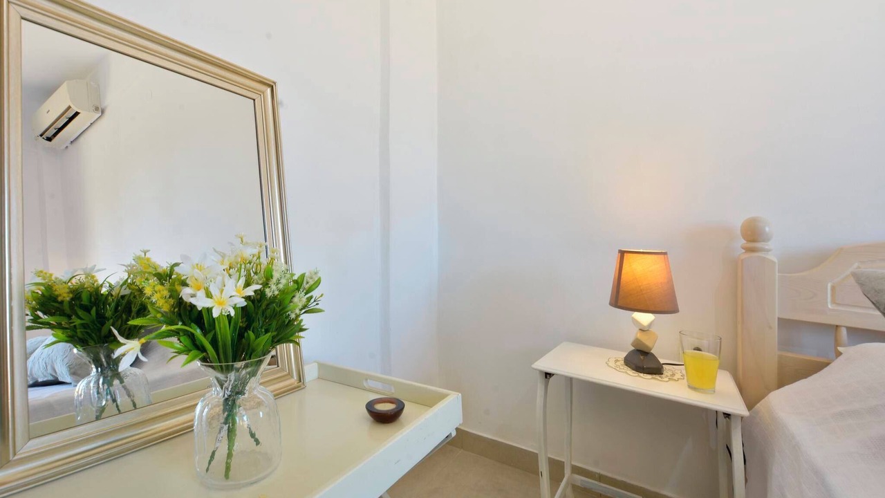 Photo of Others in Makrata