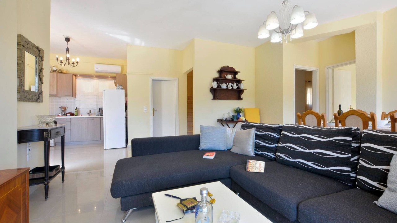 Photo of Livingroom in Makrata