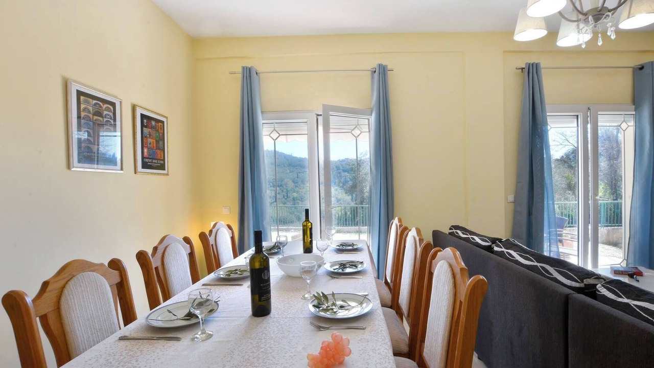 Photo of Livingroom in Makrata