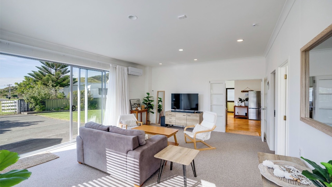 Photo of Livingroom in Mahia