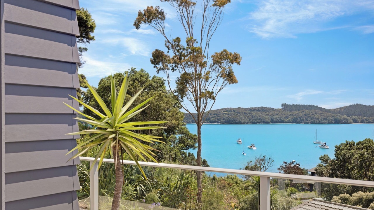 Photo of Outdoor in Parekura Bay