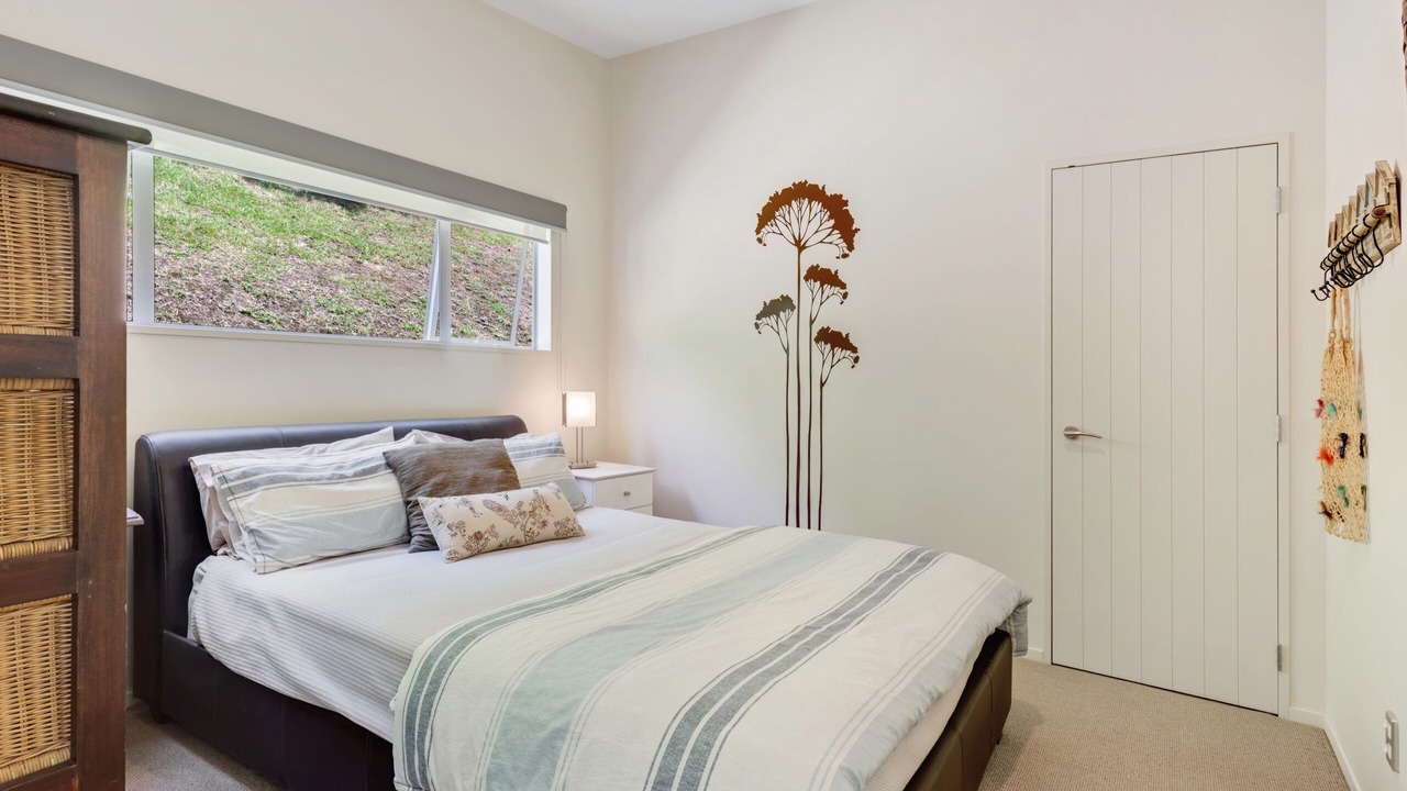 Photo of Bedroom in Parekura Bay
